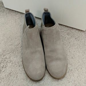 Tom's deia booties